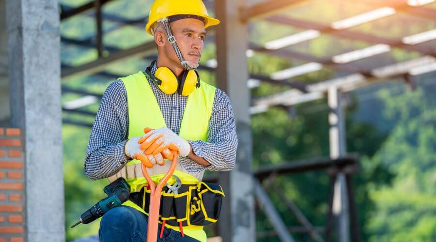 Professional gutter cleaning in Benkelman, NE